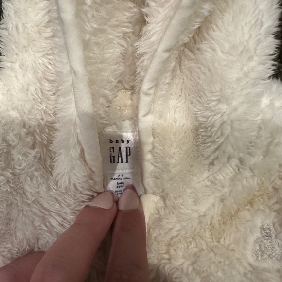 Baby gap fleece bunting suit - Picture 2 of 2